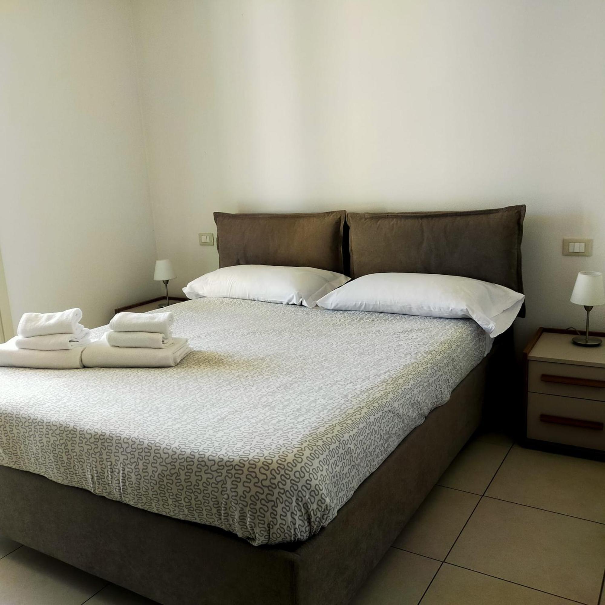 Residence Fiore Rosso Сирмионе Номер фото
