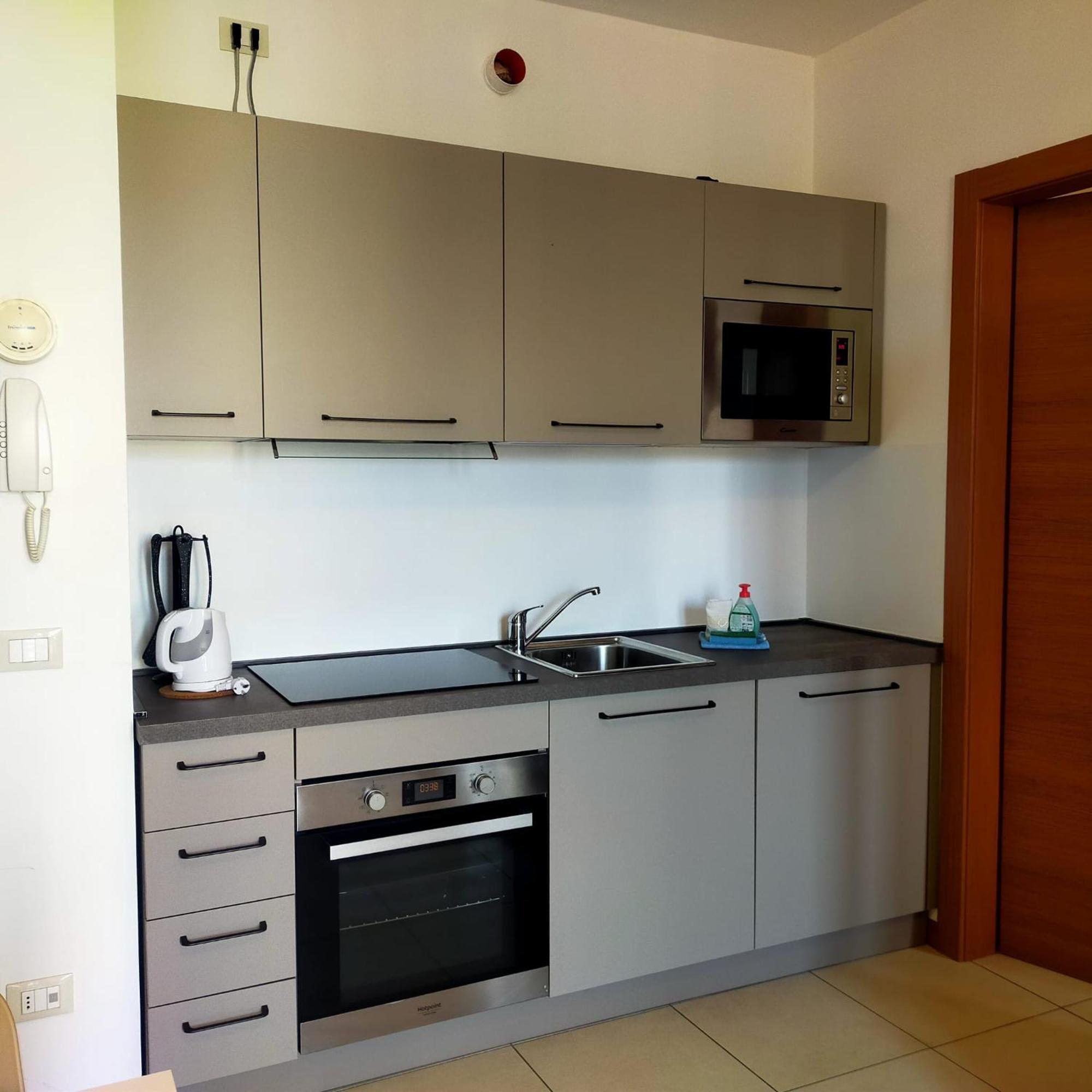 Residence Fiore Rosso Сирмионе Номер фото